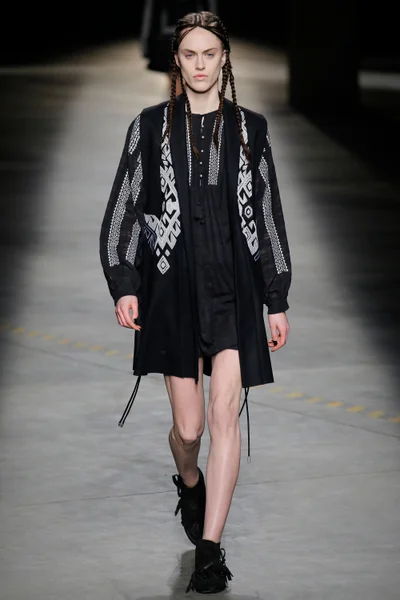 Look 1